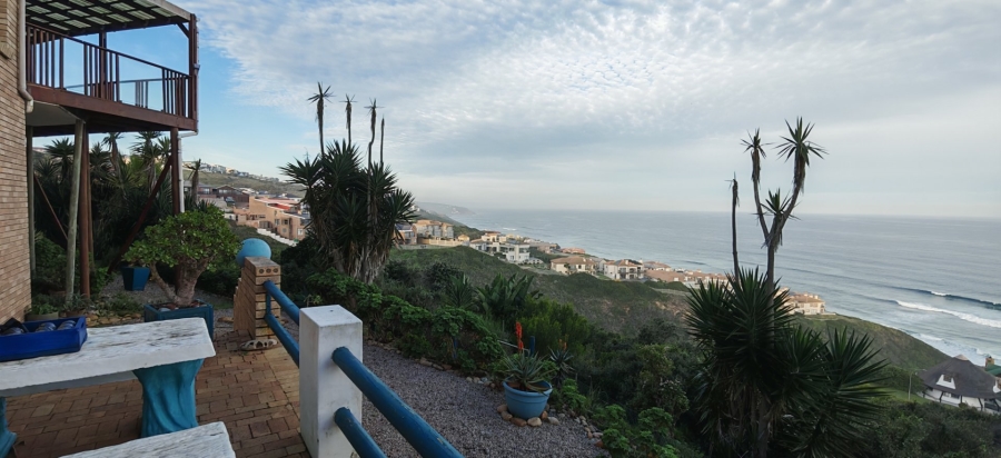 5 Bedroom Property for Sale in Dana Bay Western Cape